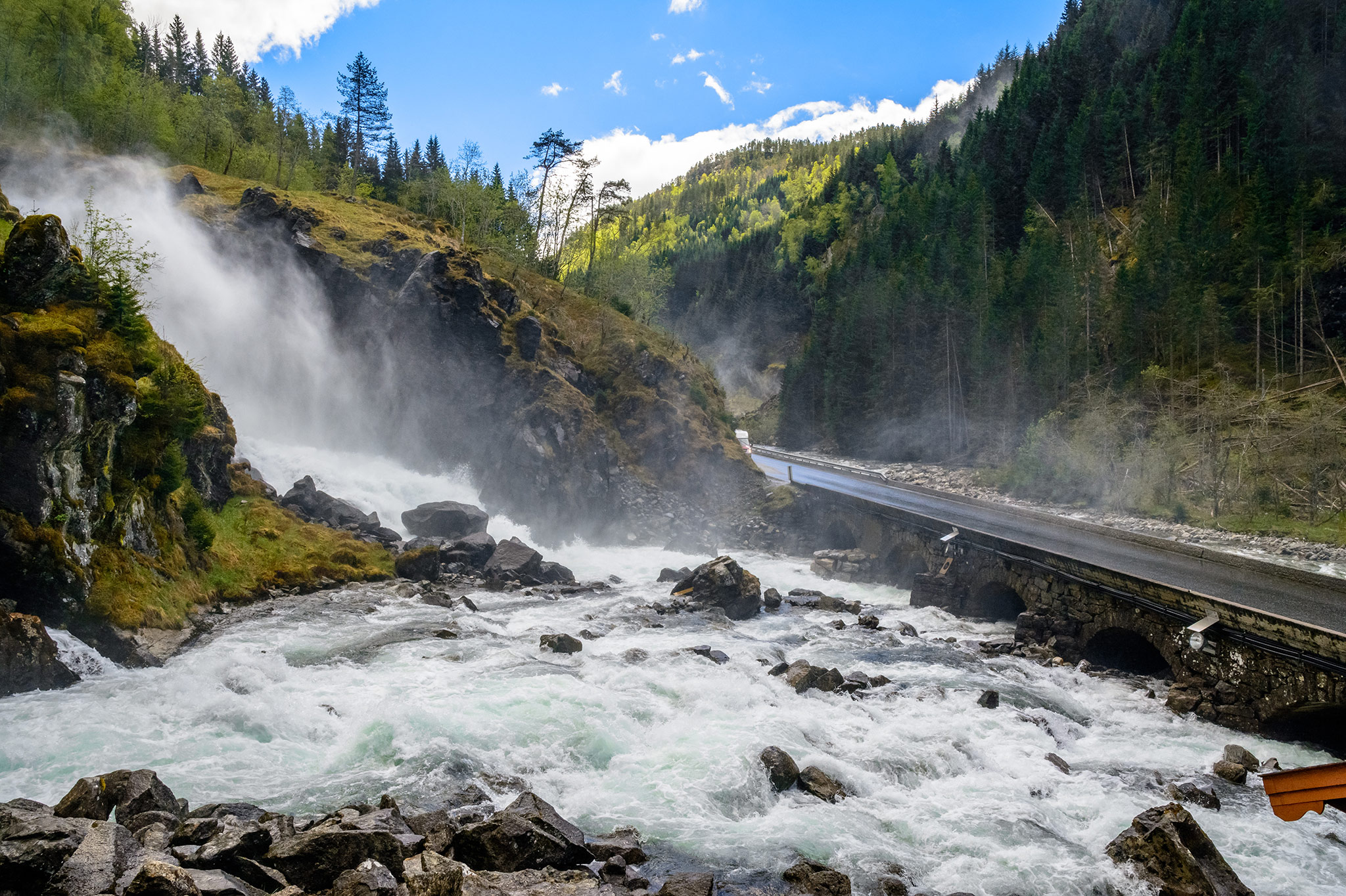 Låtefossen